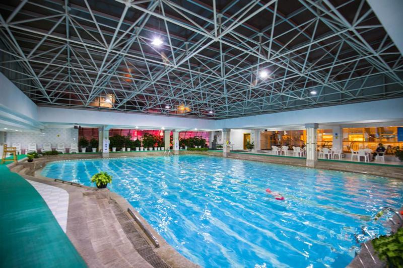 Kunming Golden Spring Hotel Экстерьер фото