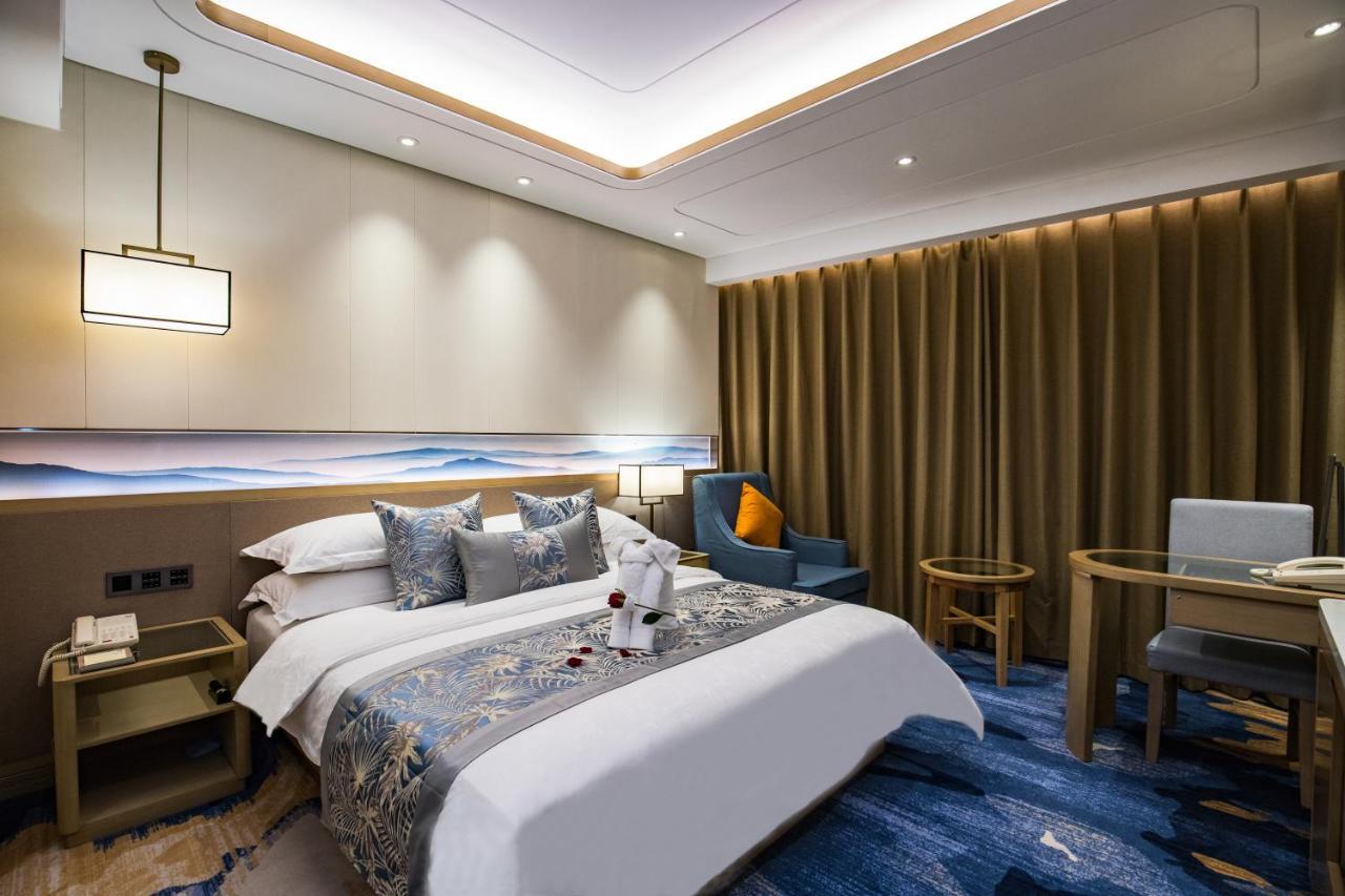 Kunming Golden Spring Hotel Экстерьер фото