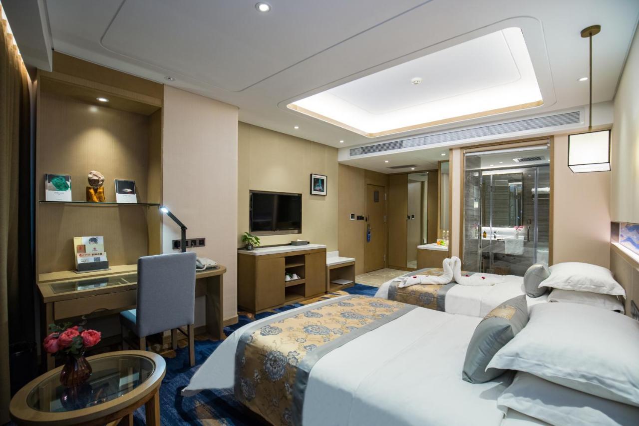 Kunming Golden Spring Hotel Экстерьер фото